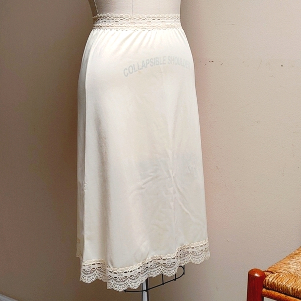 Vintage Olga Half Slip XS-S